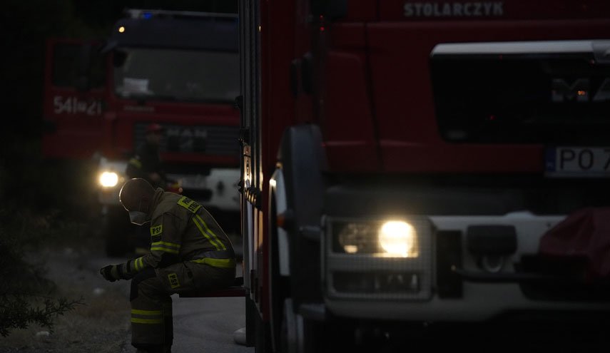 مقتل شخصين جراء حريق منشأة تابعة لشركة نفط كبرى في بولندا