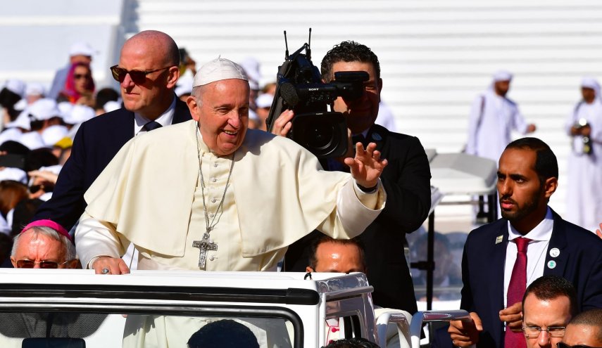 لأول مرة .. البابا فرنسيس يعتزم زيارة البحرين لهذا السبب..