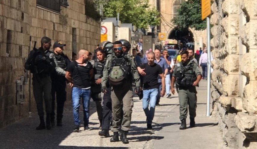 الاحتلال يفرض حالة التأهب الواسع في القدس المحتلة 
