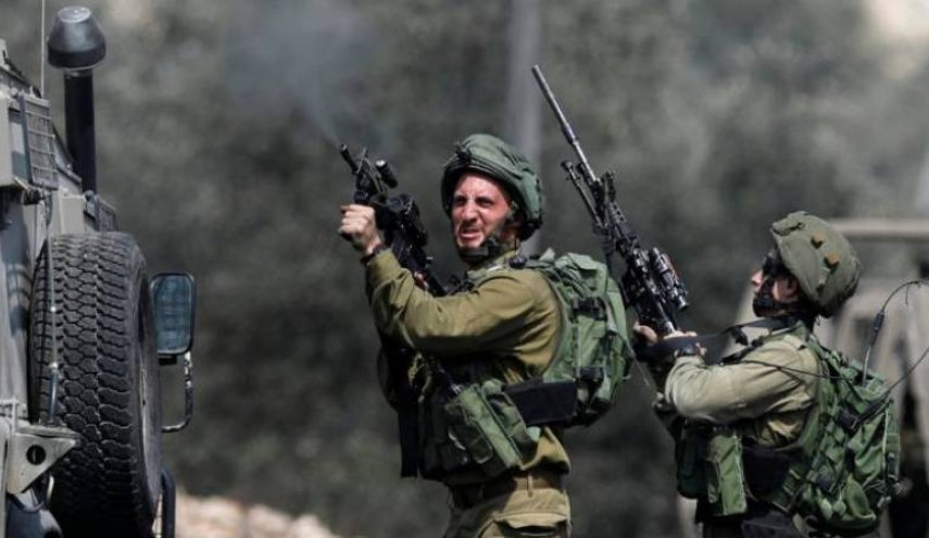 استشهاد شابين فلسطينيين وإصابة خطيرة برصاص الاحتلال قرب رام الله
