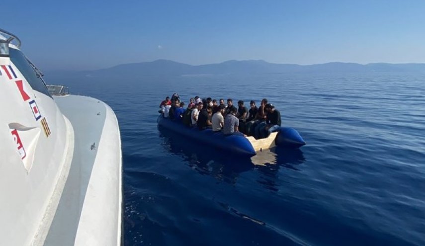 اقدام بشردوستانه گارد ساحلی ترکیه؛ نجات جان 143 مهاجر