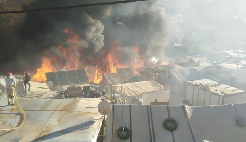 آتش گرفتن چادرهای آوارگان سوری در شرق لبنان