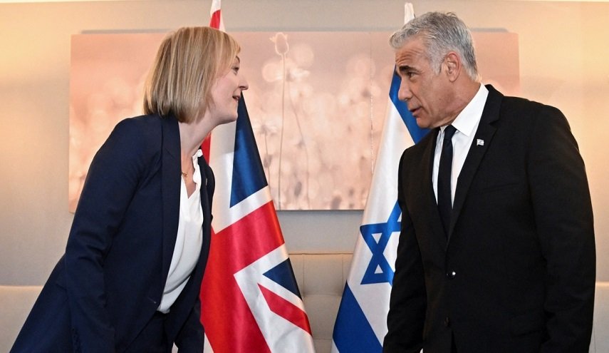 لماذا غيرت تراس موقفها من نقل سفارة بريطانيا إلى القدس؟