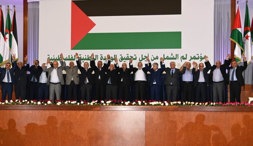 الرئيس الجزائري: التوقيع على اللم الشمل لوحدة فلسطين يوم تاريخي