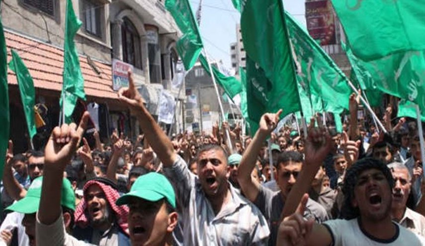 آلاف الفلسطينيين يشاركون في مسيرة بخانيونس 