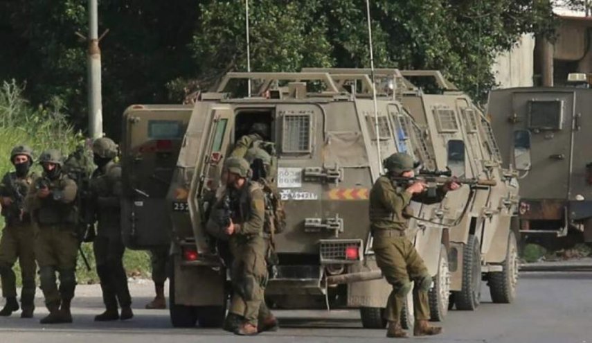 اندلاع اشتباك مسلحة بين فلسطينيين وقوات الاحتلال في نابلس 