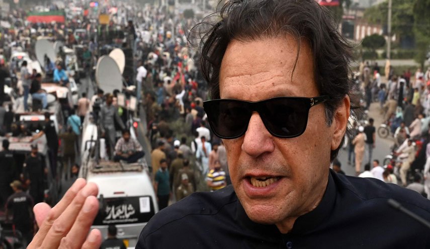 باكستان: أنصار عمران خان ينظمون مظاهرات احتجاجا على محاولة إغتياله