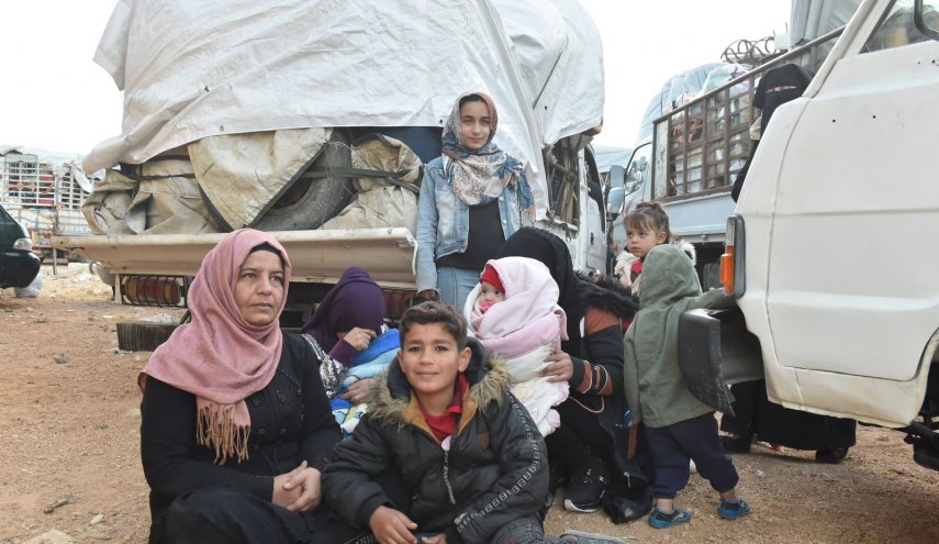 وصول دفعة من اللاجئين السوريين في لبنان عبر معبر الدبوسية الحدودي