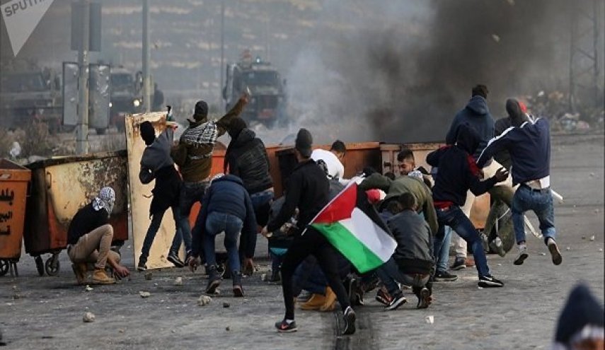 شهادت یک فلسطینی و زخمی شدن یک نفر دیگر در رام‌الله
