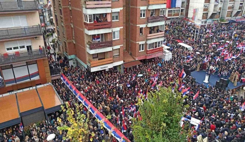 'كوسوفو' يشهد مظاهرة احتجاجية هي الأوسع نطاقا منذ العام 1999