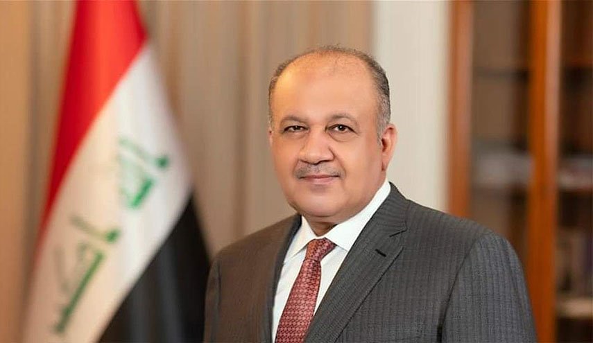 وزير دفاع العراق يوجه بإيقاف تنقلات الضباط والمراتب
