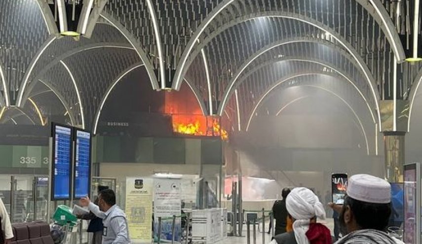 اندلاع حريق داخل صالة مطار بغداد الدولي