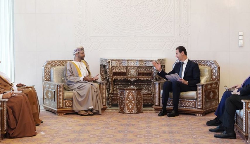 الرئيس الاسد يتلقى رسالة من سلطان عمان تتعلق بالعلاقات الثنائية