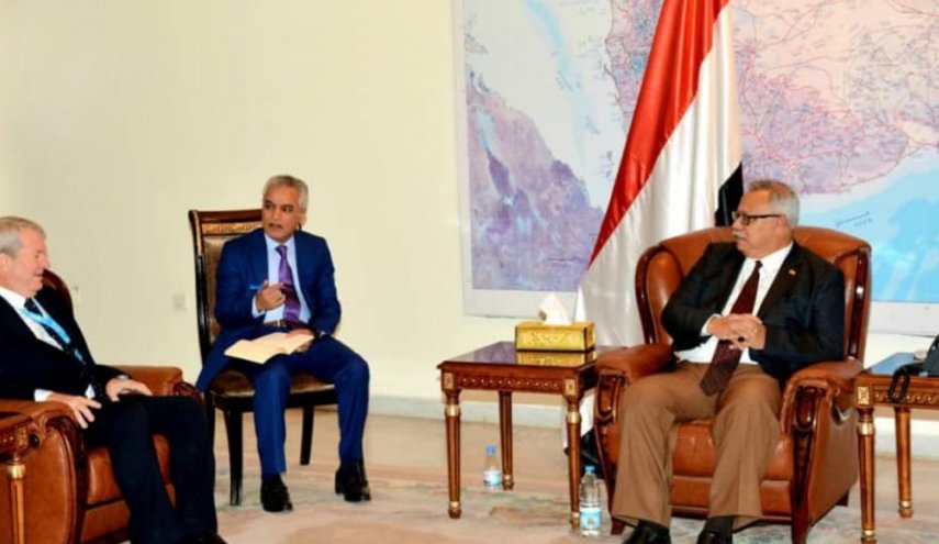 بن حبتور : انهاء العدوان وبلوغ السلام كفيل بانهاء معاناة الشعب اليمني
