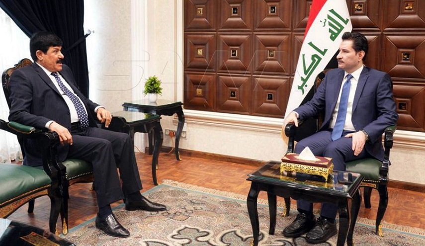 نائب رئيس البرلمان العراقي يبحث مع السفير السوري العلاقات الثنائية