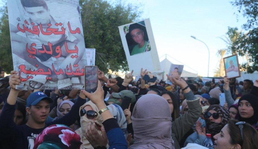 مسيرة احتجاجية في تونس للكشف عن مصير مفقودي قارب الهجرة