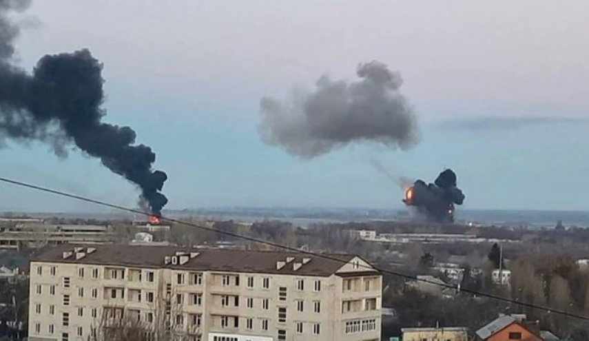 ادعای منابع غربی درباره انفجار در فرودگاه نظامی روسیه
