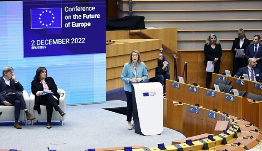 تجريد نائبة رئيسة البرلمان الأوروبي من صلاحياتها بسبب فضيحة

