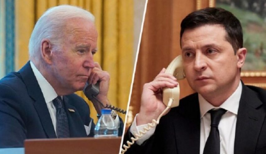 بايدن وزيلينسكي يبحثان هاتفيا الدعم الأمريكي لأوكرانيا


