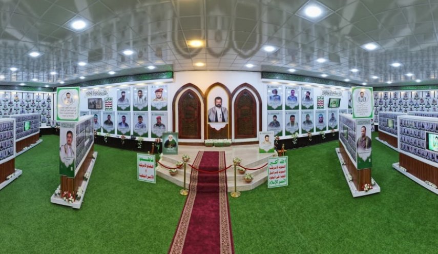 یمنی‌ها تصویر سردار سلیمانی را در نمایشگاه شهدای خود قرار دادند