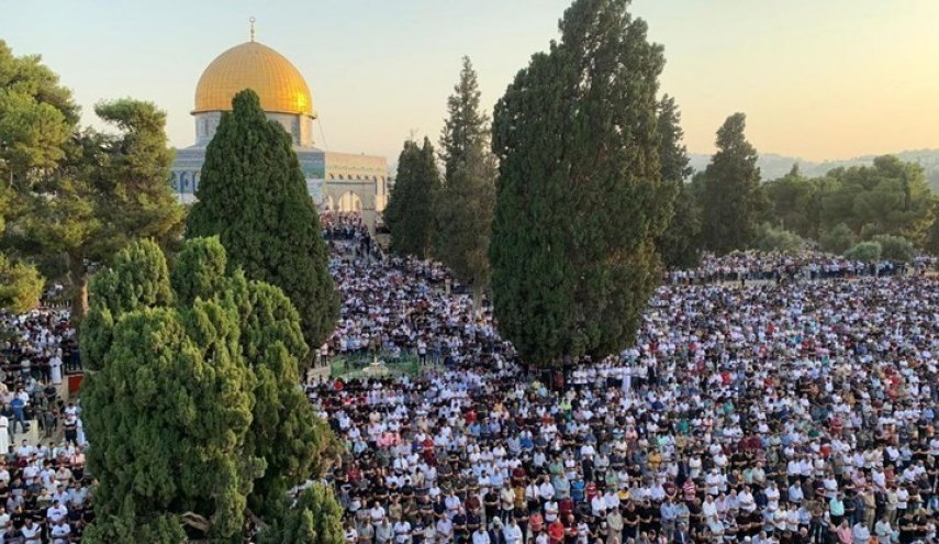 65 هزار فلسطینی نماز جمعه را در مسجد الاقصی اقامه کردند