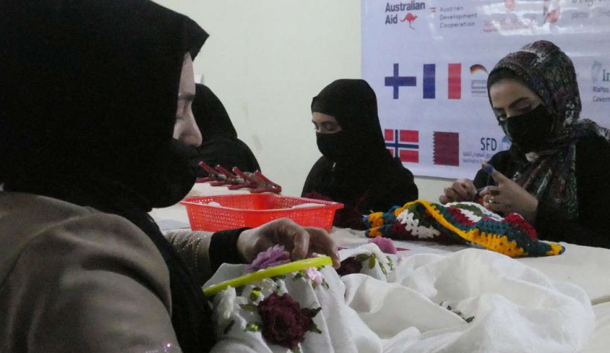 طالبان فعالیت زنان را در شرکت‌ها و نهادهای غیر دولتی ممنوع کرد