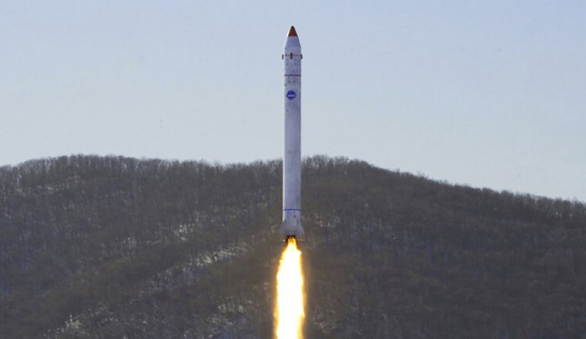 سيئول: كوريا الشمالية تطلق صاروخا باليستيا 
