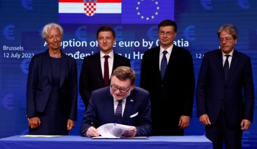 کرواسی سال 2023 را با پذیرش یورو و پیوستن به شنگن آغاز کرد