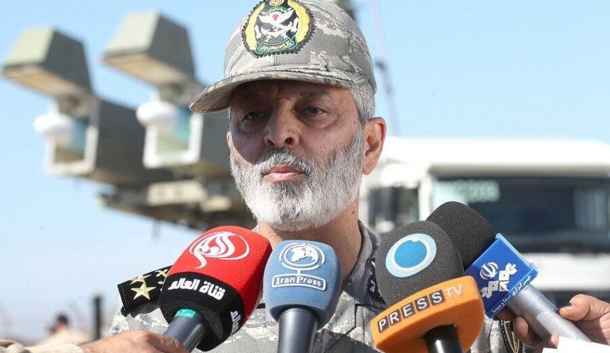 قائد الجيش: قواتنا المسلحة ترد بحزم على تهديدات الكيان الصهيوني المحتملة