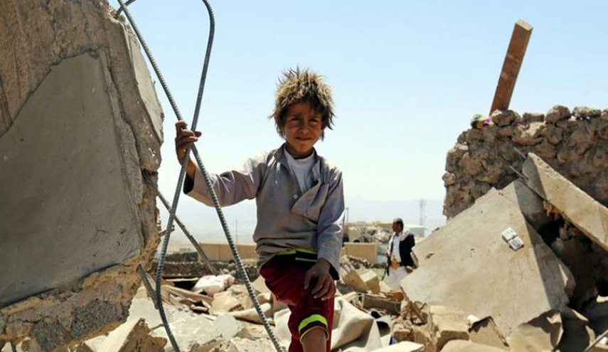  صورة مؤلمة لطفل تظهر جرائم حرب في اليمن
