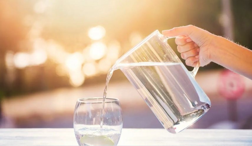 إليكم طرق لجعل شرب الماء أسهل
