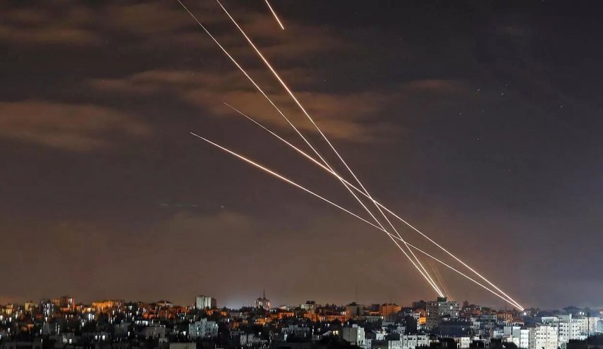 شلیک موشک به شهرک صهیونیستی اطراف نوار غزه

