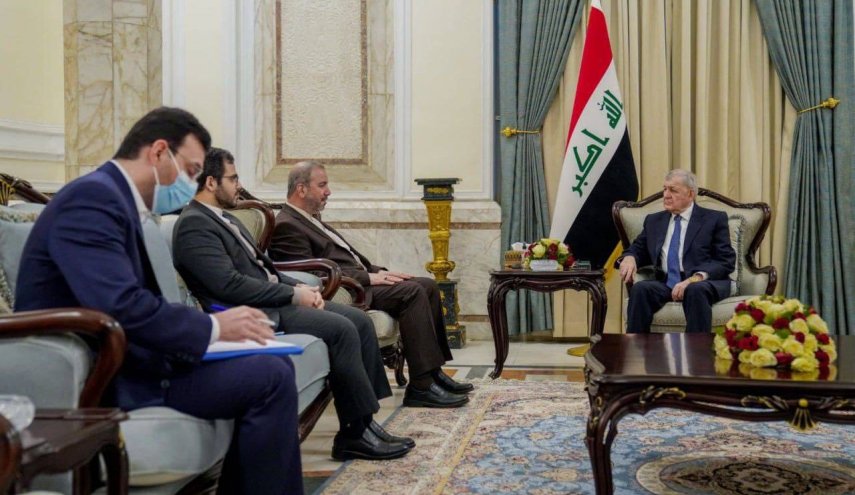 الرئيس العراقي يستقبل السفير الإيراني في بغداد