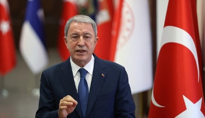 وزير الدفاع التركي يبرز دور بلاده في تسوية الأزمة الأوكرانية