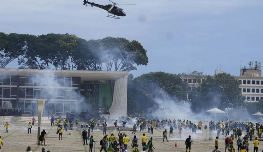 اعتقال أكثر من 400 شخص على خلفية أعمال الشغب في البرازيل