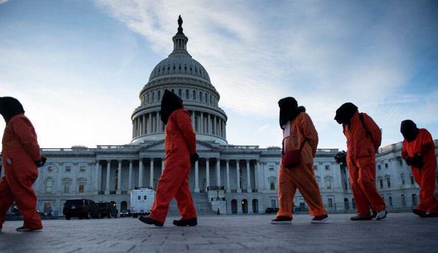 لکه ننگ ماندگار نقض حقوق بشر آمریکا /عفو بین الملل از بایدن خواست زندان گوانتانامو را تعطیل کند