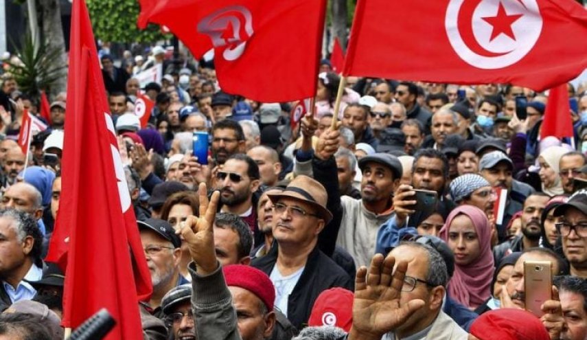 محافظ تونس يرفض مسيرة 14 يناير للمعارضة