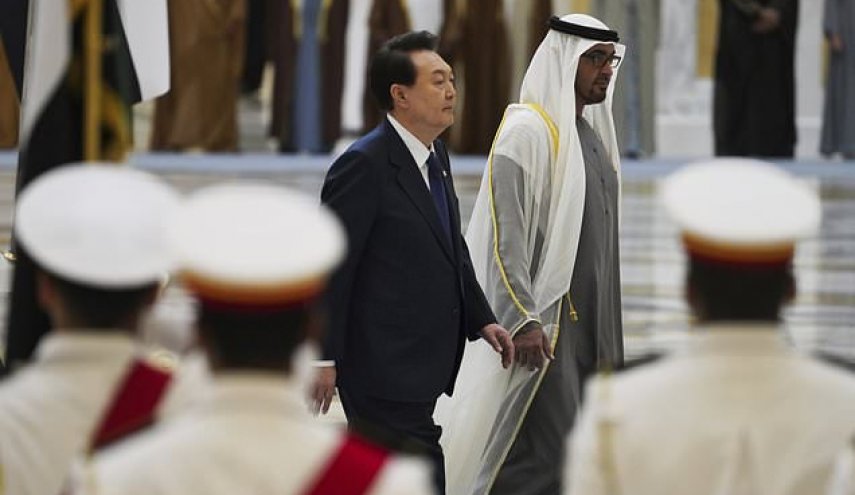 سفر رئیس جمهور کره جنوبی به امارات با هدف فروش تسلیحات