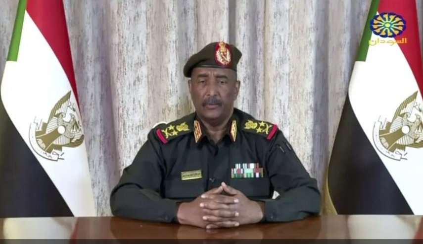 السودان.. البرهان يدعو السياسيين لترتيب صفوفهم