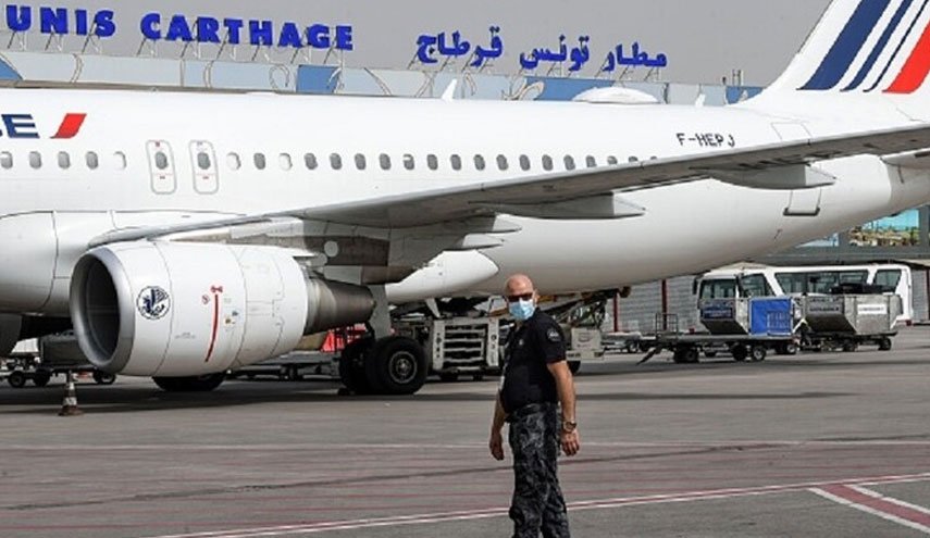تونس: أحكام بالسجن في قضية اقتحام مطار قرطاج