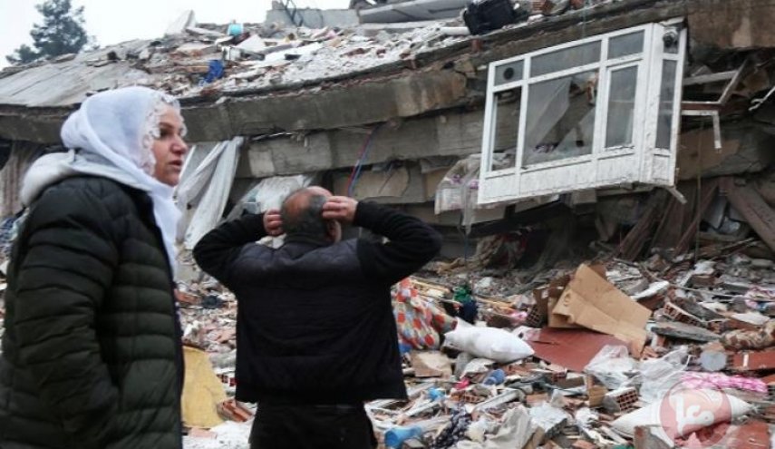 ’شارلي إيبدو’ تهزأ بزلزال تركيا وردود فعل غاضبة