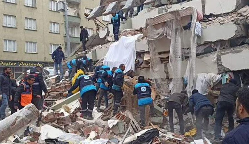 شمار جانباختگان زلزله ترکیه و سوریه به حدود 9 هزار نفر رسید