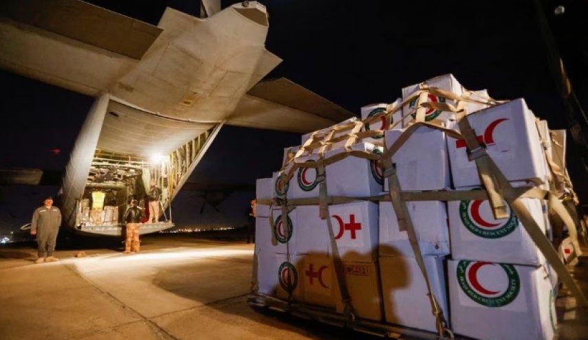 رابع طائرة مساعدات إيرانية تهبط في مطار حلب

