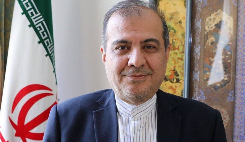 كبير مستشاري وزير الخارجية الإيراني يلتقي وزير خارجية عمان