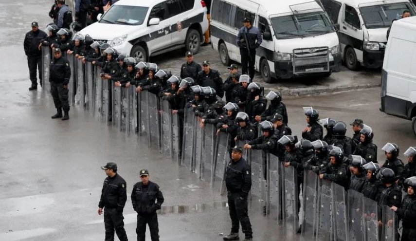 إدانة أممية للقمع في تونس وسعيّد يدافع عن سياساته