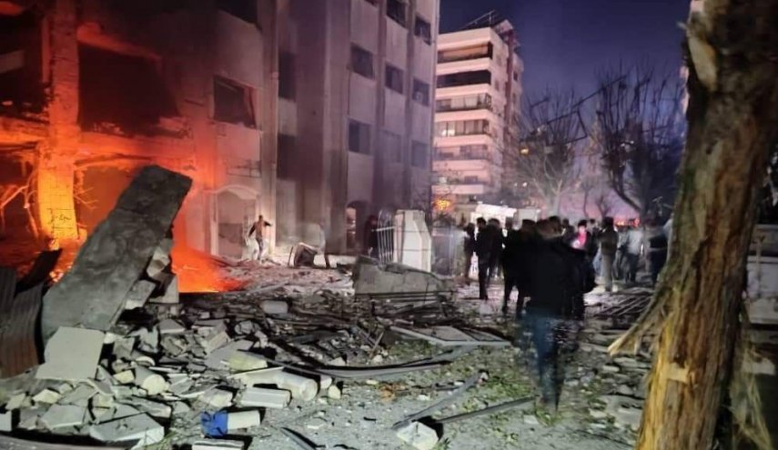 در حمله هوایی رژیم صهیونیستی به دمشق پنج نفر شهید و ۱۵ نفر زخمی شدند