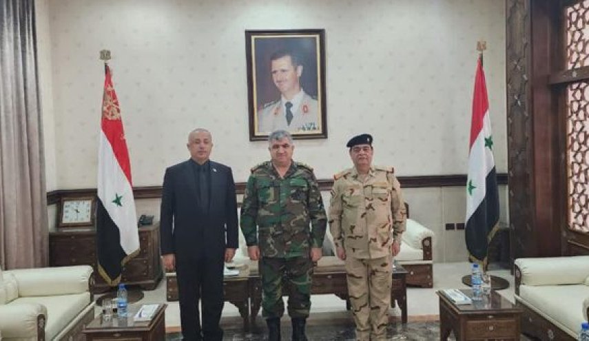 العماد عباس يستقبل مبعوث وزير الدفاع العراقي
