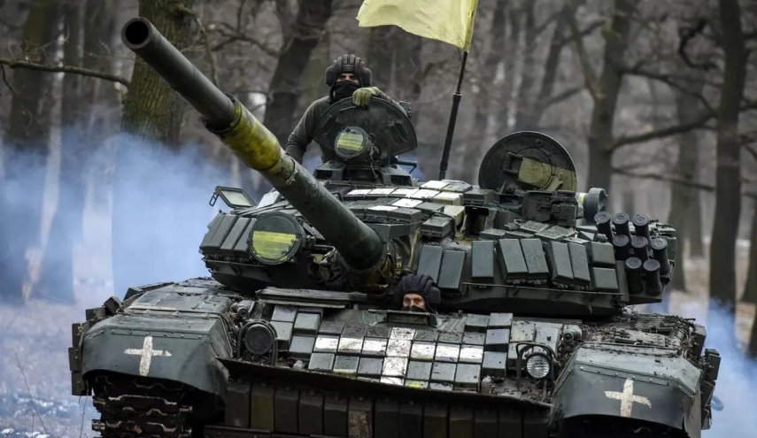 ساندی تایمز: فقط ۵۰ تانک تا ماه آوریل به اوکراین ارسال می‌شود
