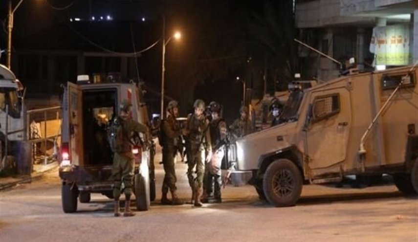 قوات الاحتلال تقتحم نابلس من عدة محاور تمهيدا لهدم منزل الأسير أسامة الطويل