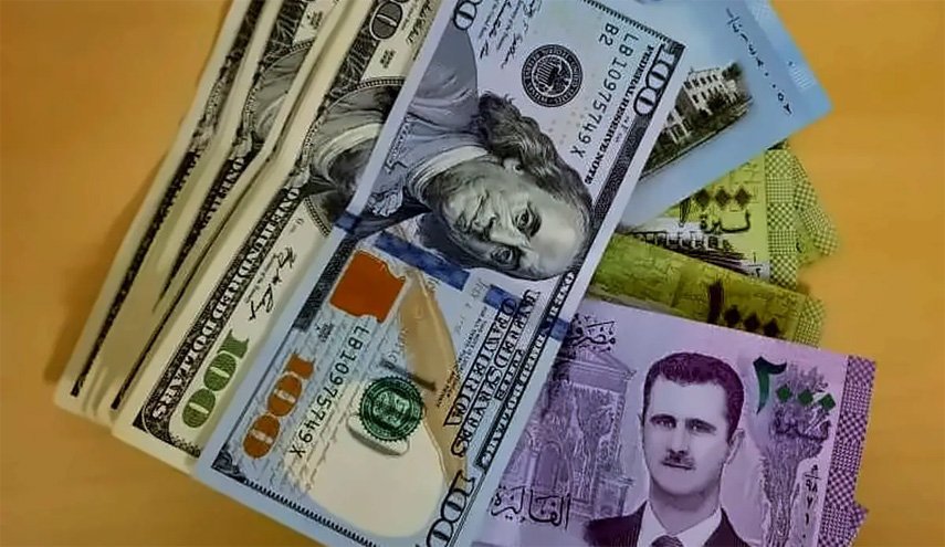 مصرف سوريا المركزي يحدد سعر صرف جديد للدولار وللحوالات